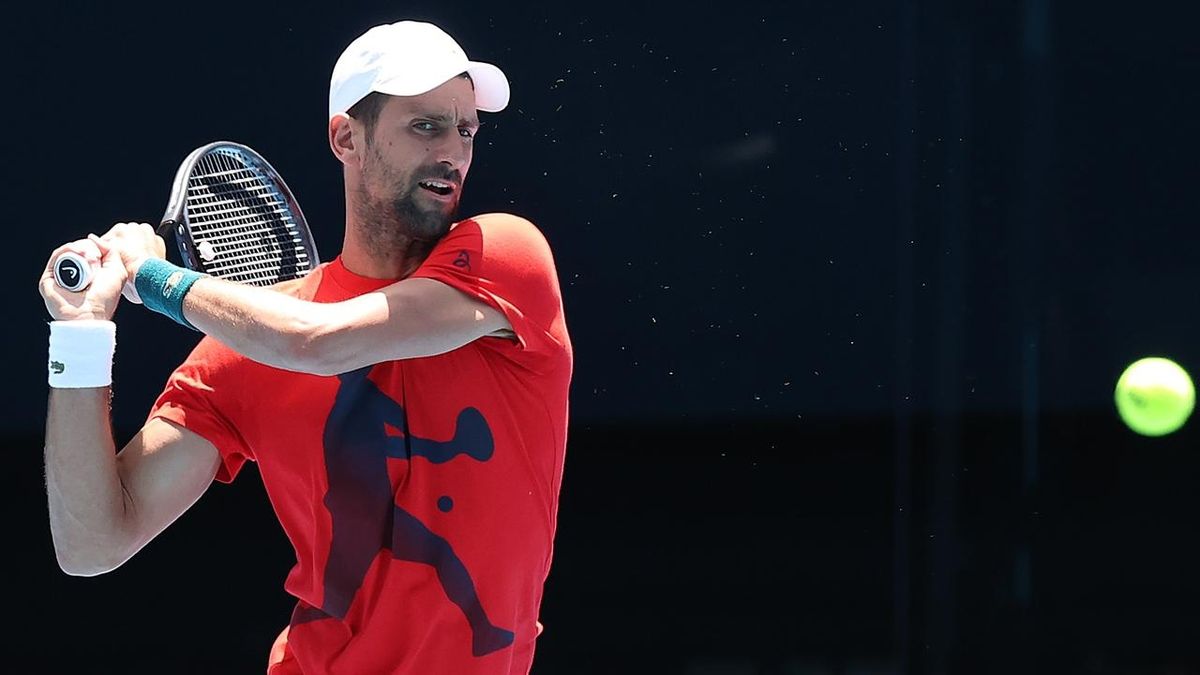 Cricket Meets Tennis: Steve Smith Astounds Novak Djokovic with Tennis ...