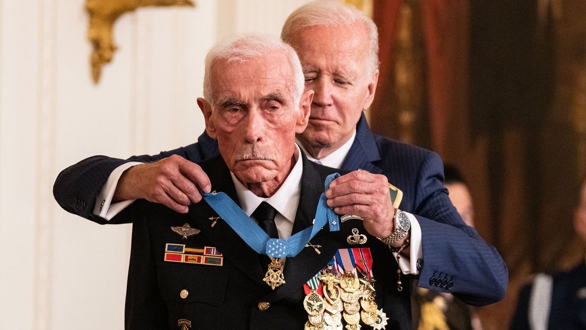 U.S. Military Medals Ranking Honors and Honoring Valor