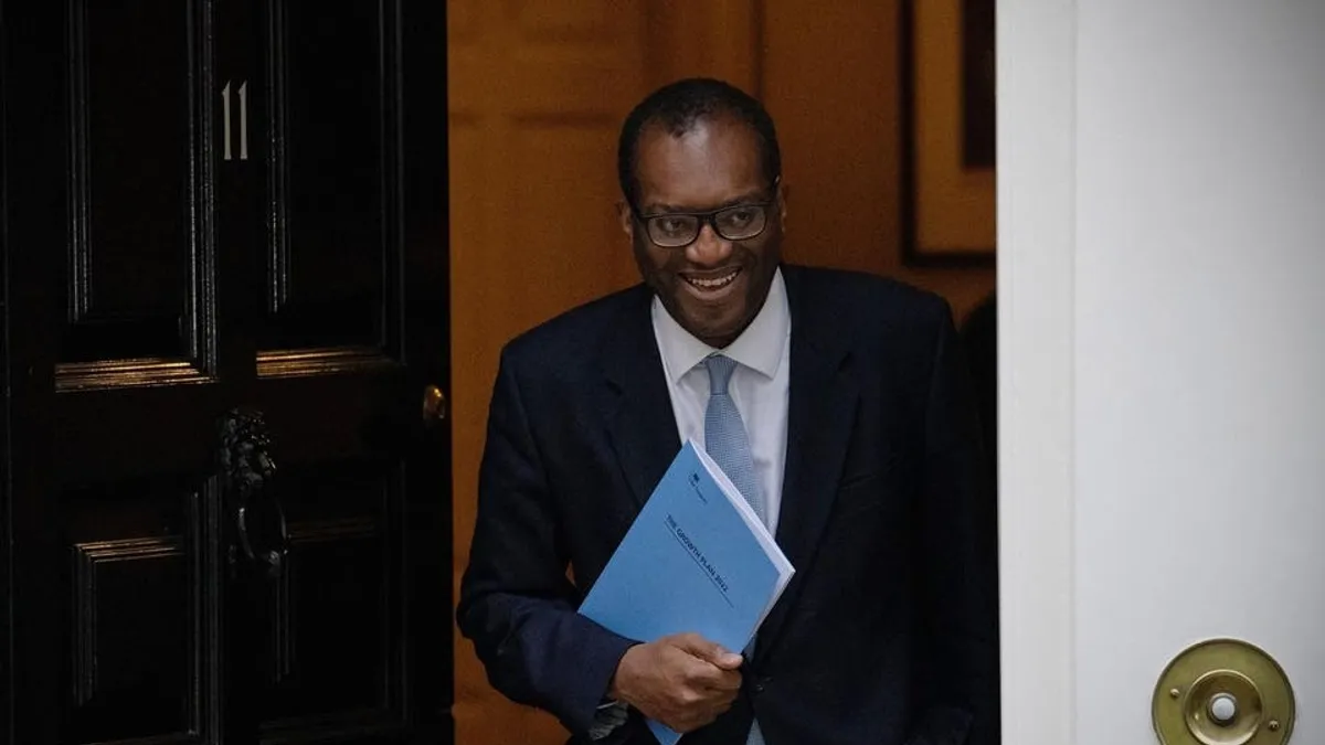 UK Chancellor Eyes Reinstatement of VAT Free Shopping for