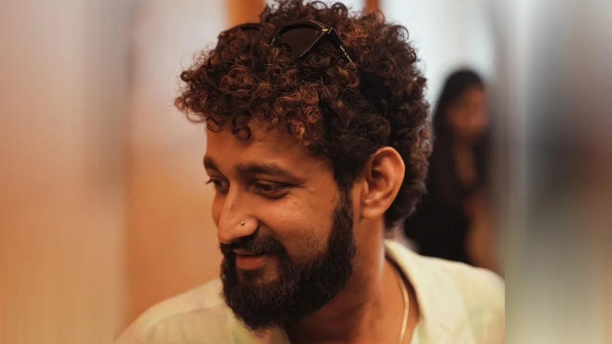 Arinjay-Das-manages-Drew-Hicks