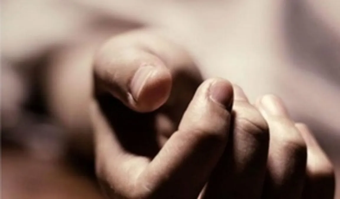 देश – ग्रेटर नोएडा : युवक ने की खुदकुशी, पिस्टल से खुद को मारी गोली, सुसाइड नोट बरामद #INA