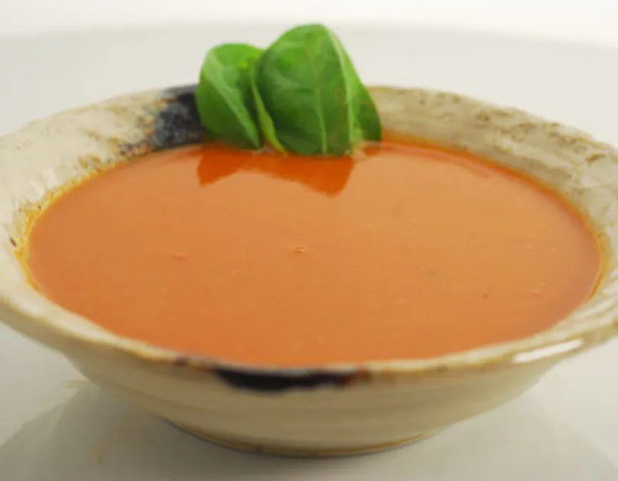 Roasted Garlic and Tomato Soup