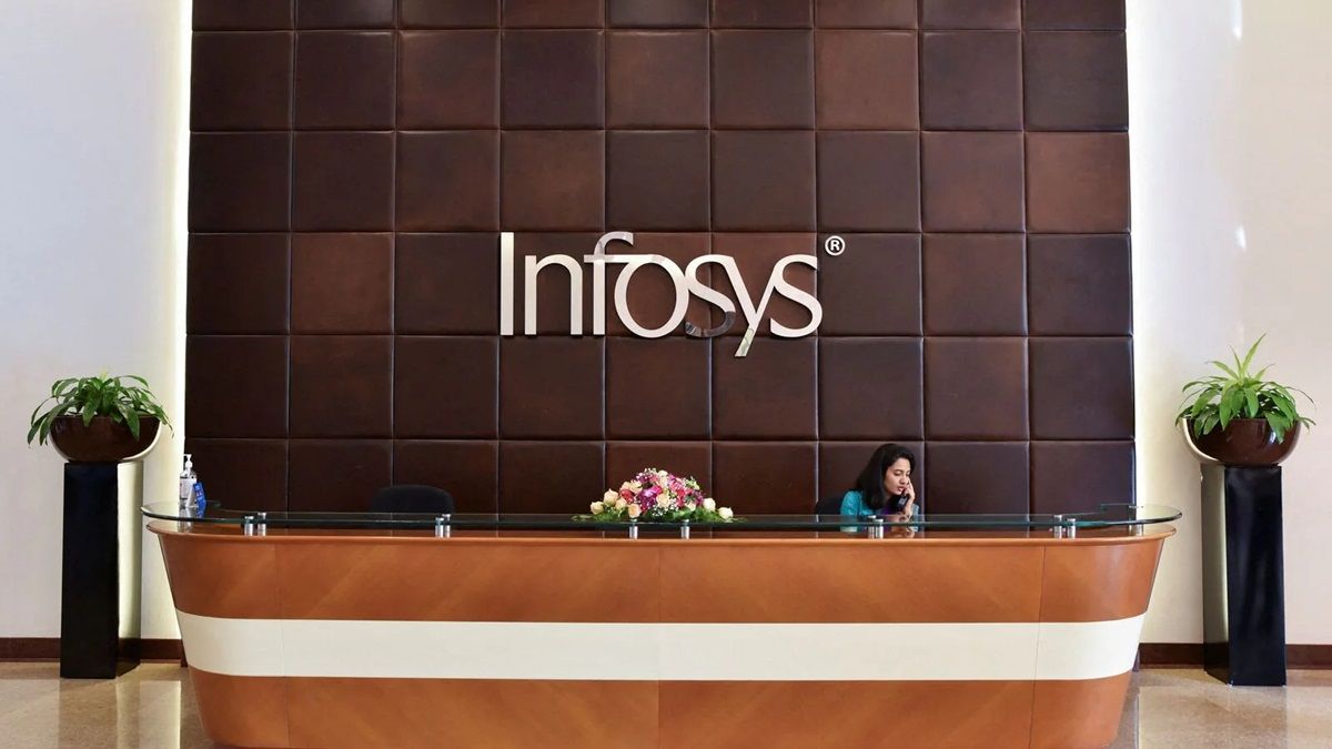 Infosys Alert: IT sector giant’s stock fell by more than 4%, market alert due to weak results, will the decline in Infosys increase further?