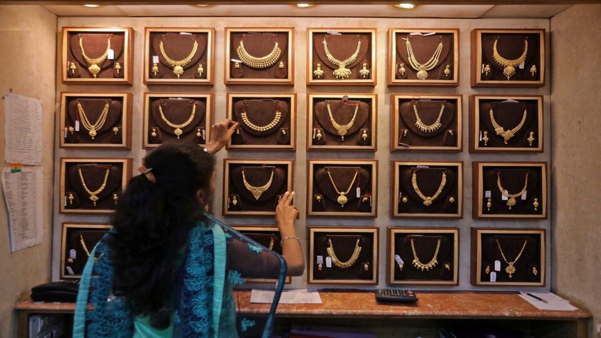 Tax Rules on Gold: Buying gold in Dhanteras, Diwali, understand the rules related to tax