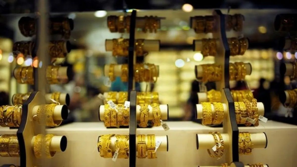 Gold Rate Today: Gold again crosses 80 thousand, silver rises for the third consecutive day, what is the future signal?