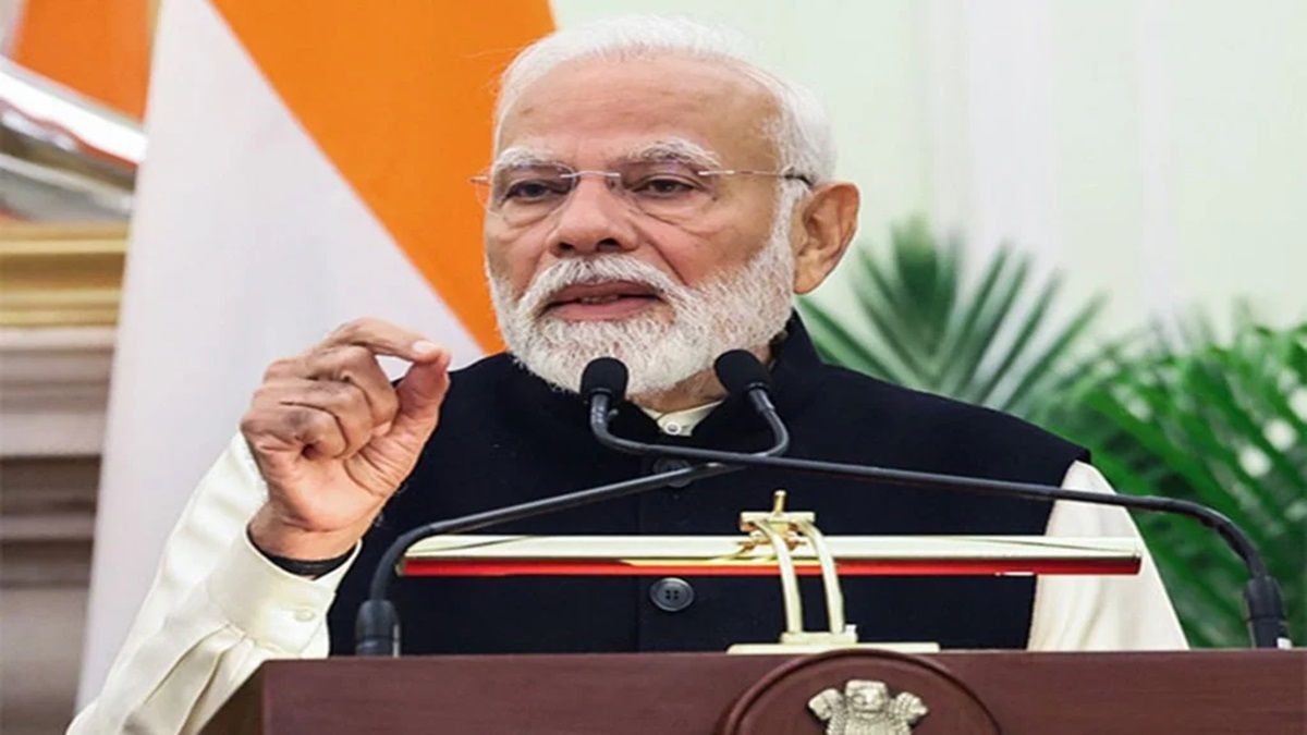 Man Ki Baat: From Bastar Olympics, Mahakumbh to the 75th anniversary of the Constitution, PM Modi said these 10 big things in the last Mann Ki Baat of 2024.