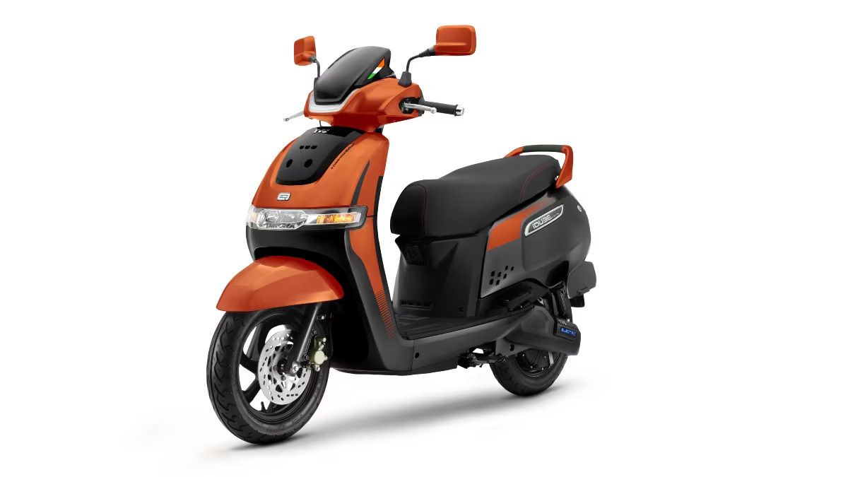 Flipkart Sale: Opportunity to buy electric scooter at low price, discount up to Rs 16800 on TVS iQube, full details