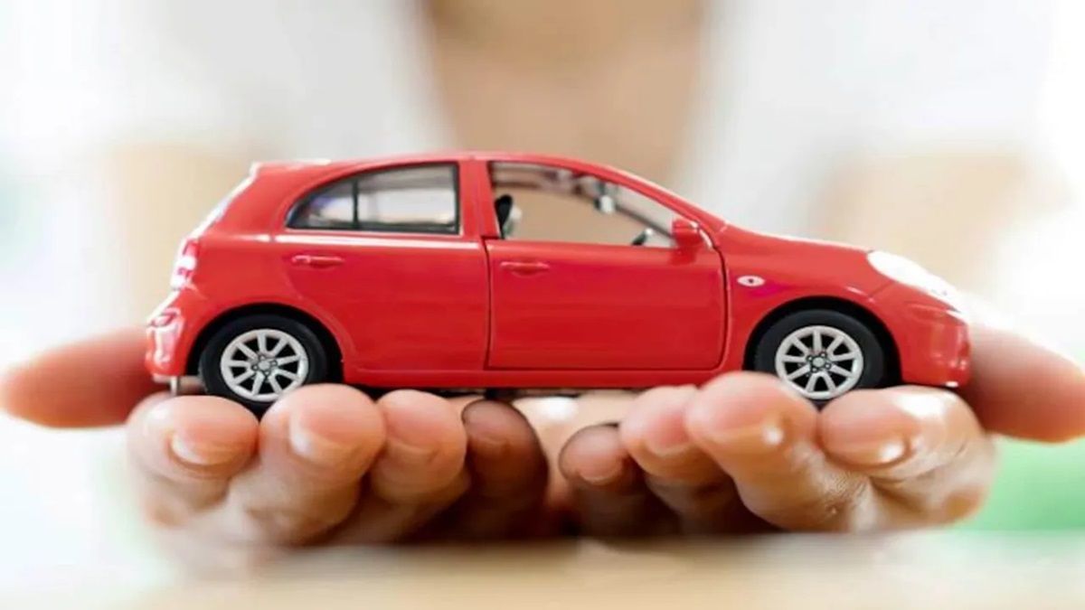 Car Loan: SBI, HDFC, ICICI, PNB or UCO, which bank is providing car loan at cheaper interest rate, what will be the monthly EMI