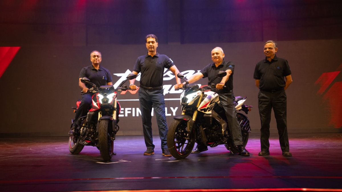 The price of Bajaj Pulsar NS400Z bike is less than 2 lakhs, 4 ride modes are available in 400cc Bajaj Pulsar.