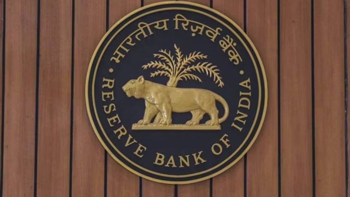 RBI’s instructions to all banks and NBFCs, important to know for FD and savings account holders