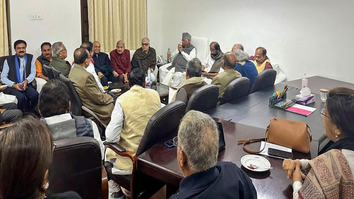 INDIA Bloc Meeting : 'इंडिया' गठबंधन की बैठक आज, सांसदों के निलंबन से ...