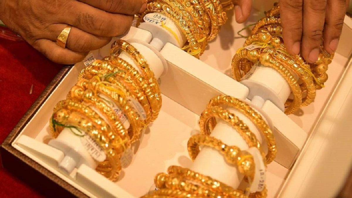 Gold Price: In the bullion market, gold again crossed 80 thousand, silver also became expensive, what is the price of 18 and 22 carat gold here?