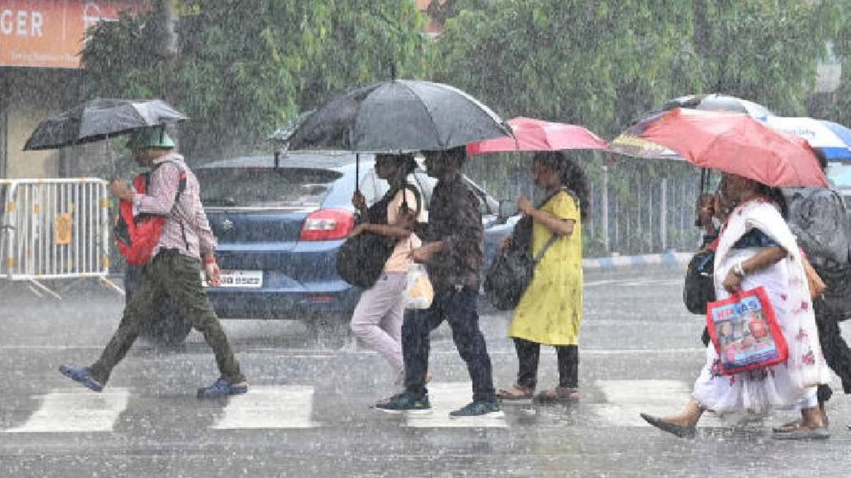 বঙ্গোপসাগরে আজই তৈরি নিম্নচাপ পুজোর মুখে কাঁপানো বৃষ্টি কোন কোন জেলায় 2054