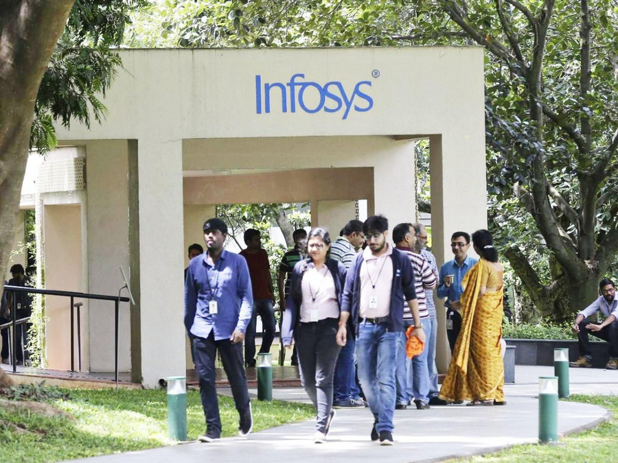 Infosys CFO Nilanjan Roy resigns; Jayesh Sanghrajka to take over the role