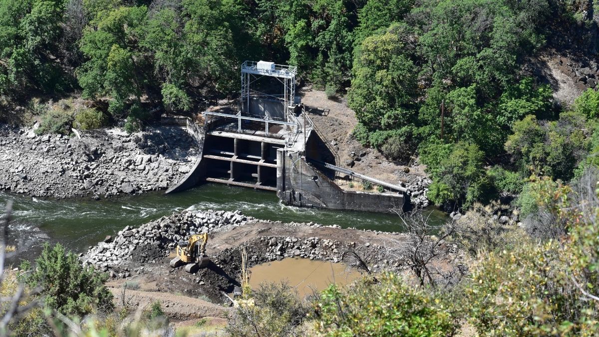 The Klamath River Dam Removal Project A Historic Restoration Effort