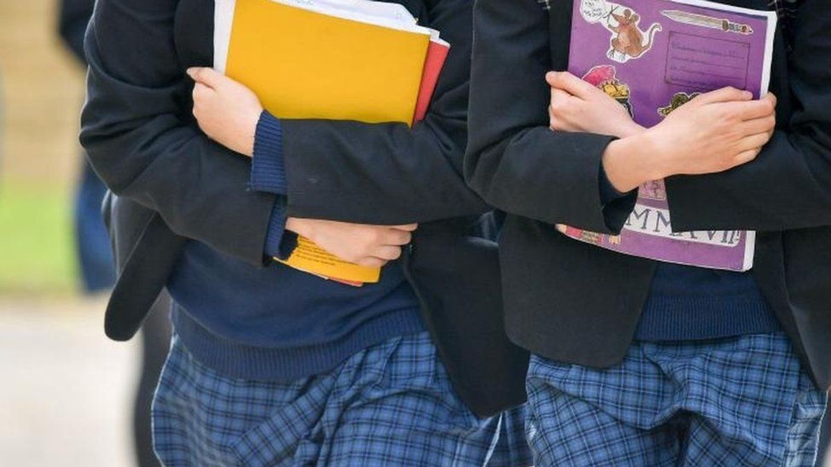 Cambridge Study: School Uniforms and Their Impact on Children's Physical  Activity