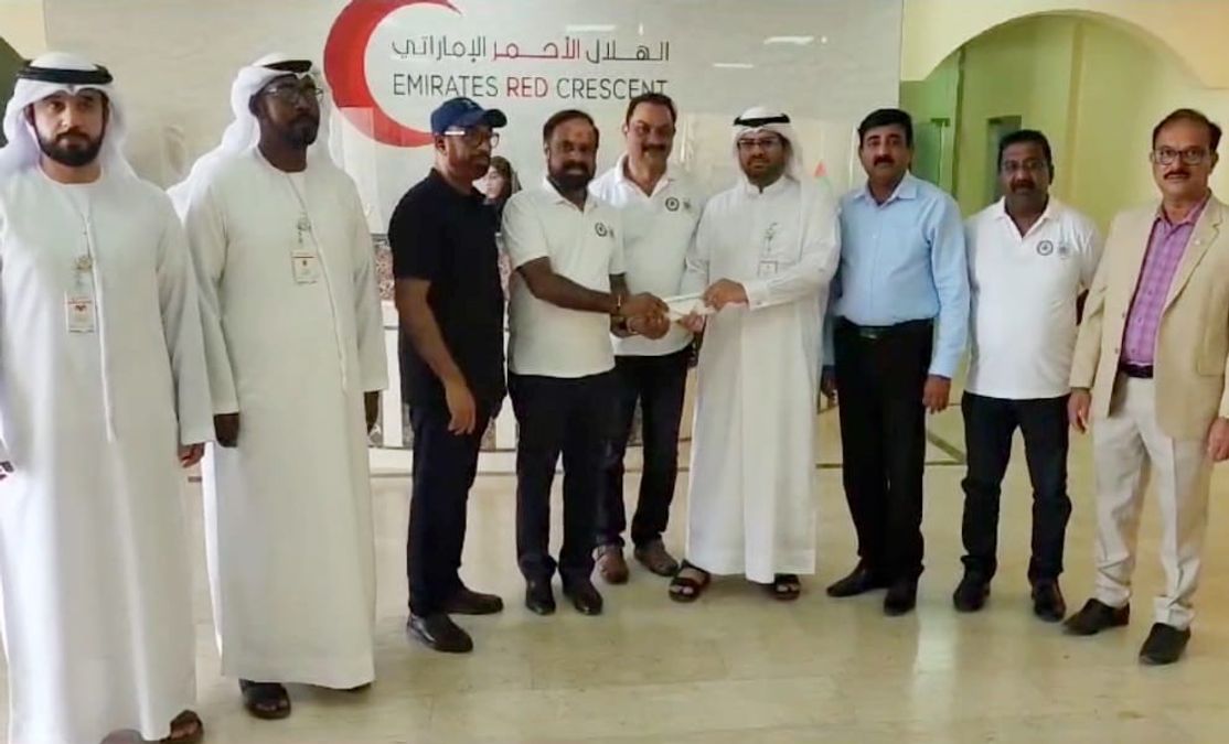 wmc-middle-east-region-donates-30-000-dirhams-to-uae-red-crescent