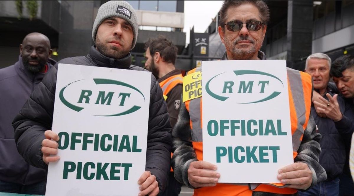 London Tube Train Strike Called Off Ahead of Salary Increase Negotiations