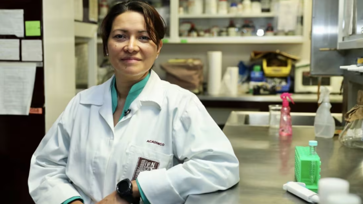 Meet Eva Ramón Gallegos, First Physician To Eradicate HPV In 29 Women