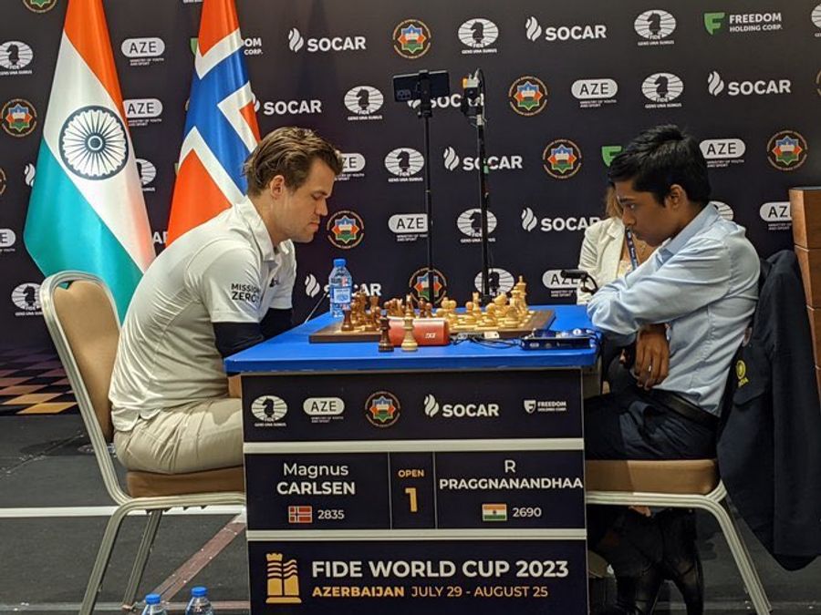 FIDE World Chess Cup (Final): Abasov Beats Caruana As Carlsen