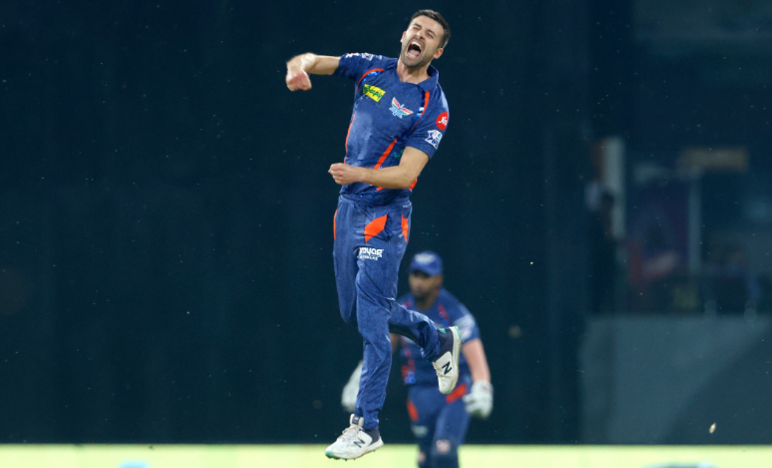 ‘Pareshan mat ho chote’ Funny memes rain on Twitter as Lucknow defeat