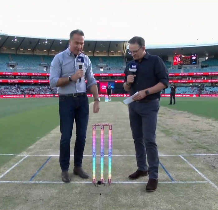 WATCH Big Bash League introduces new Electra stumps that changes lights at different events