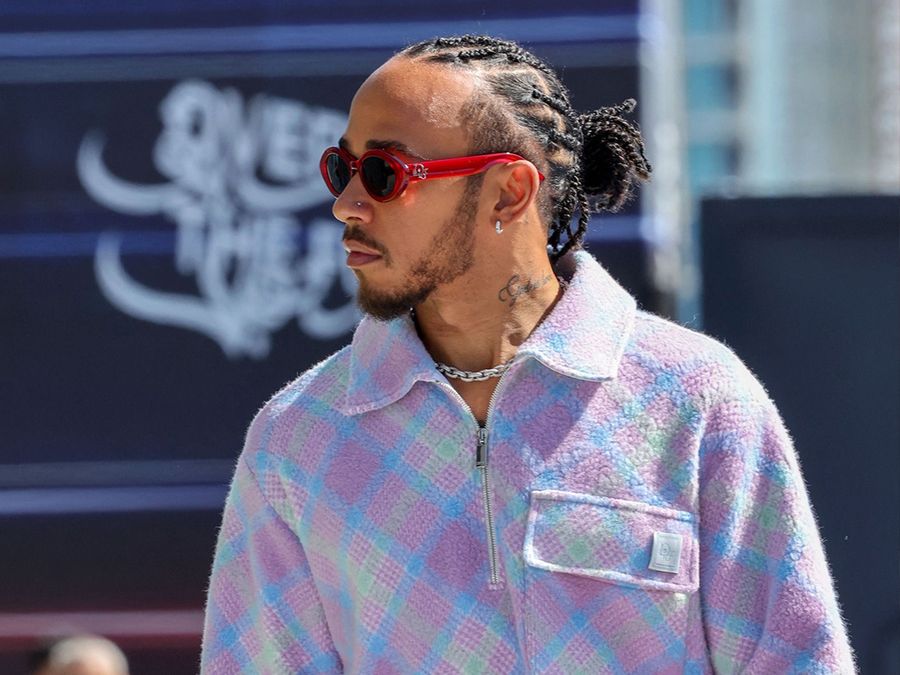 WATCH Lewis Hamilton warns his Met Gala cochairs says, 'I hold my own