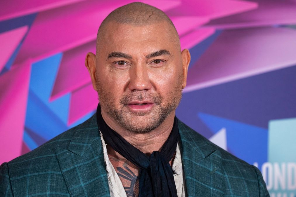 Dave Bautista ruft Fans dazu auf, bei Netflix für eine Adaption von Gears ...