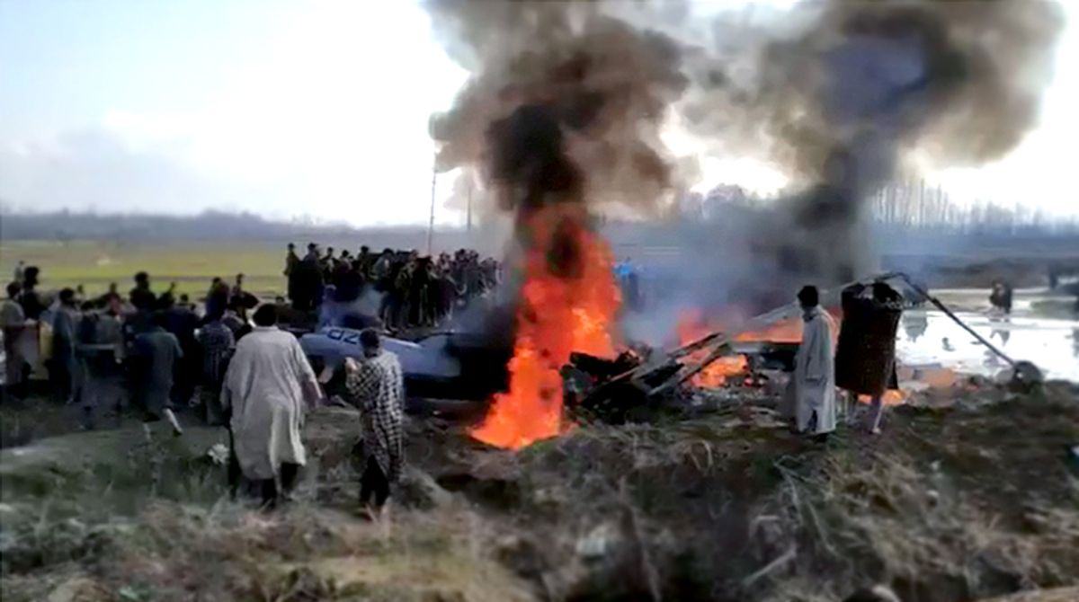 IAF fighter jet crashes in Central Kashmir Budgam