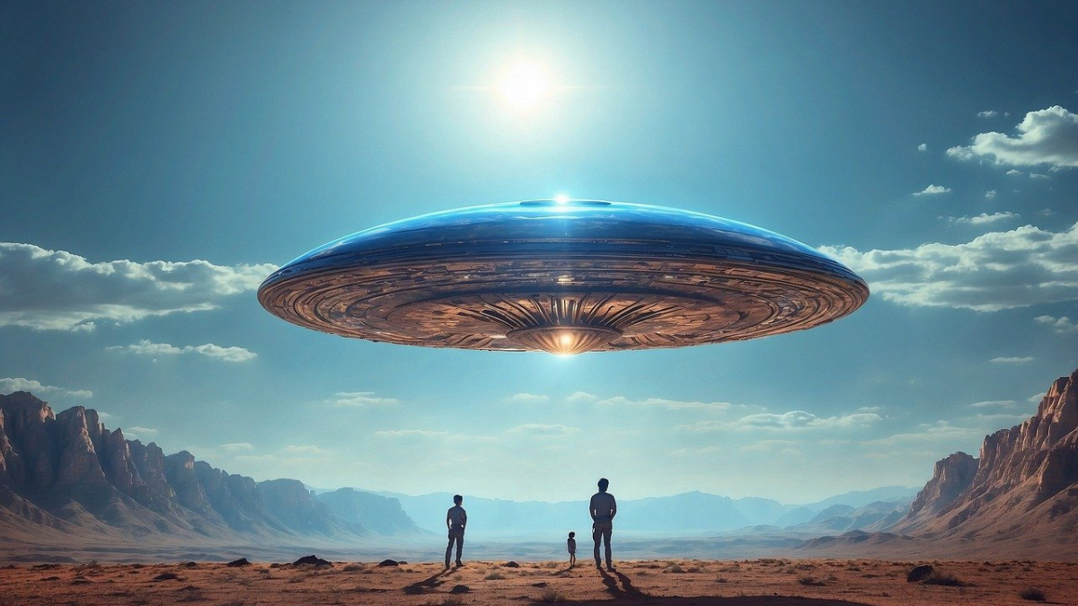 Man claims to have witnessed UFO crash, kept a souvenir made of  'extraterrestrial metals'