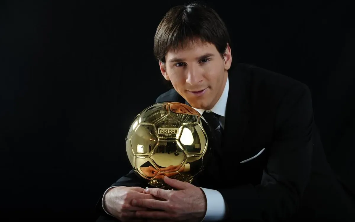 Lionel Messi 2009 Ballon d'Or - sportzpoint.com