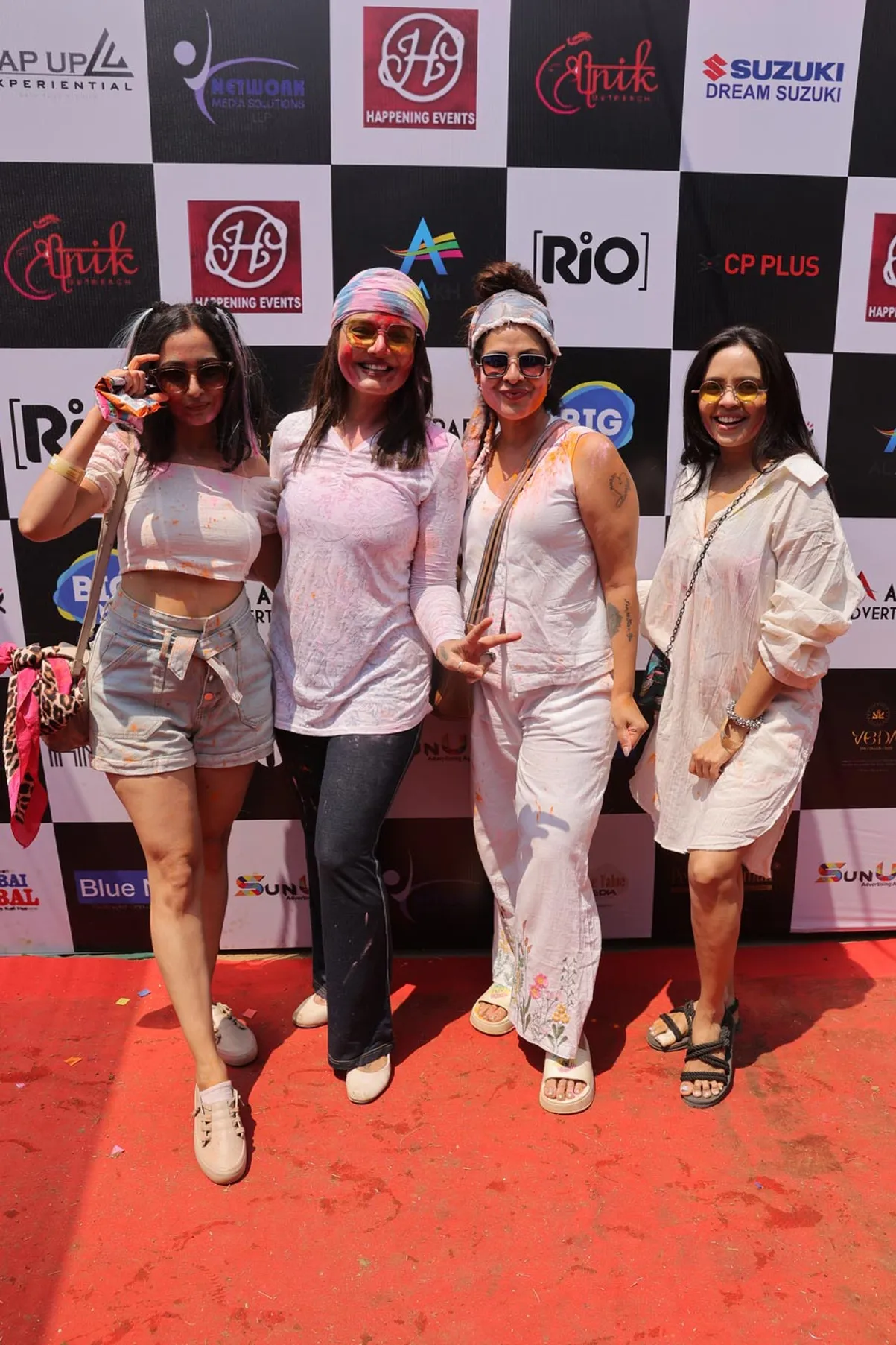 Dipsikhha-Nagpal_-Tanaaz-Irani