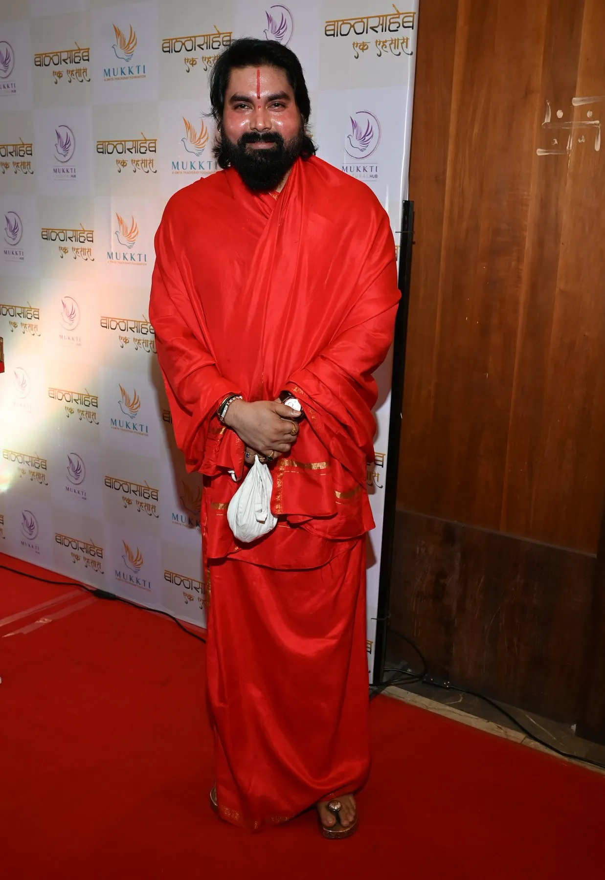 Sri Sri Tilsidasji at MUKKTI - A Smita Thackrey Foundation celebrates Bala Saheb Thackrey's  Birth Anniversary