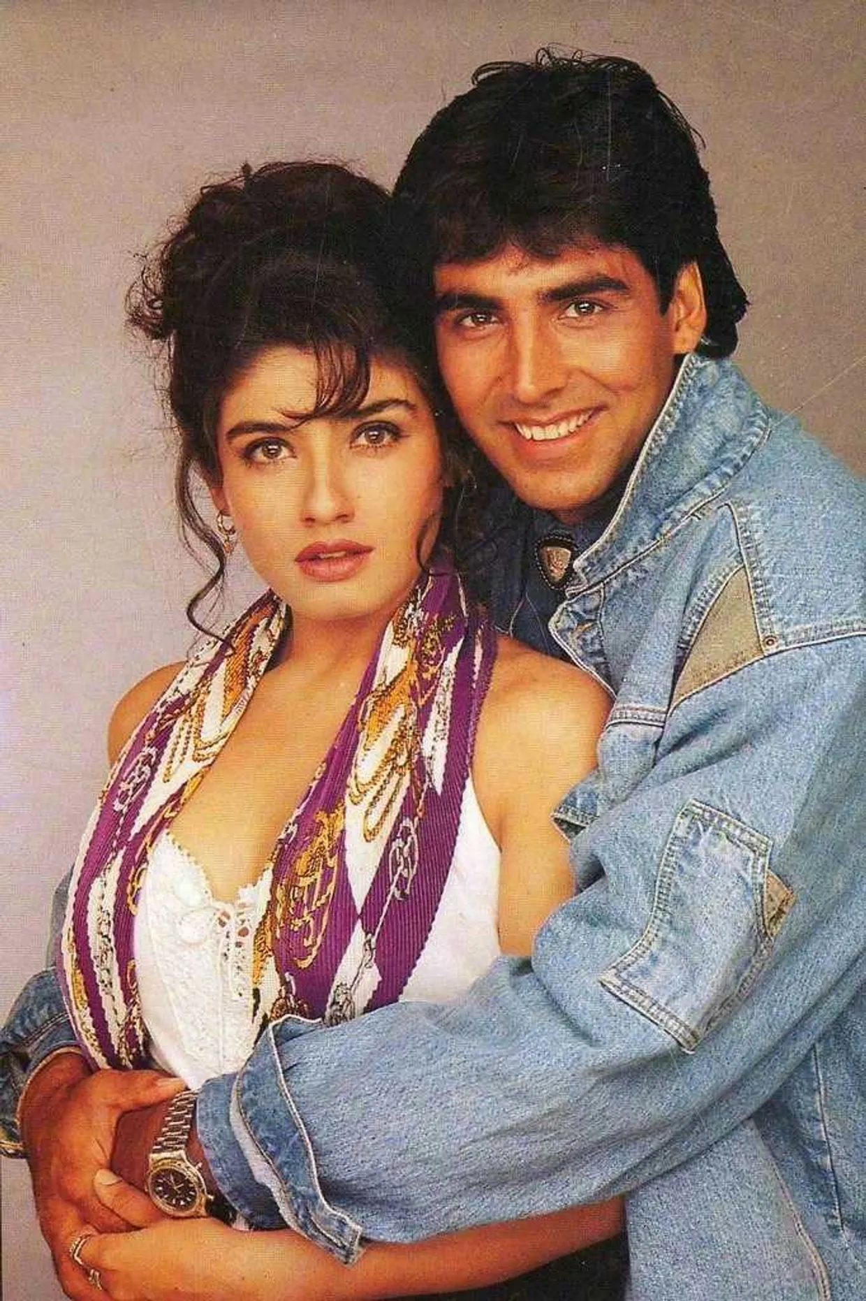 Raveena Tandon Praises Akshay Kumar, Calls Him 'Strongest Pillar' And  Reveals They Are Still Friends