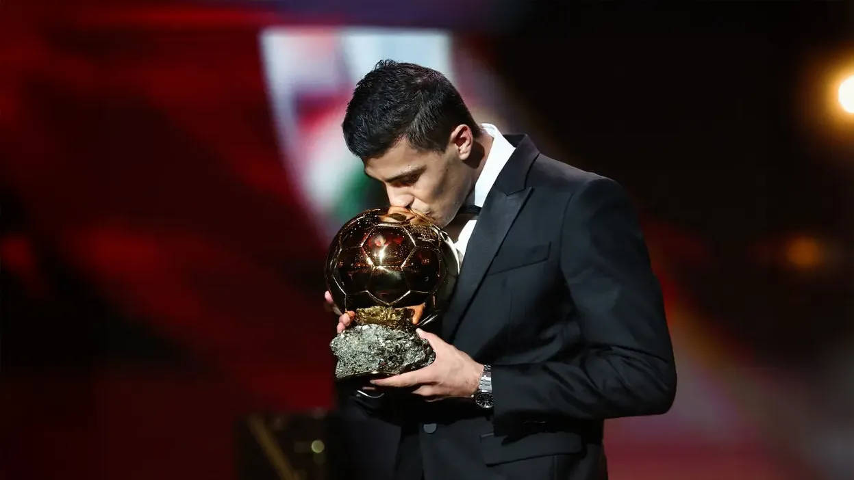 Rodri wins the Ballon d'Or 2024 - sportzpoint.com