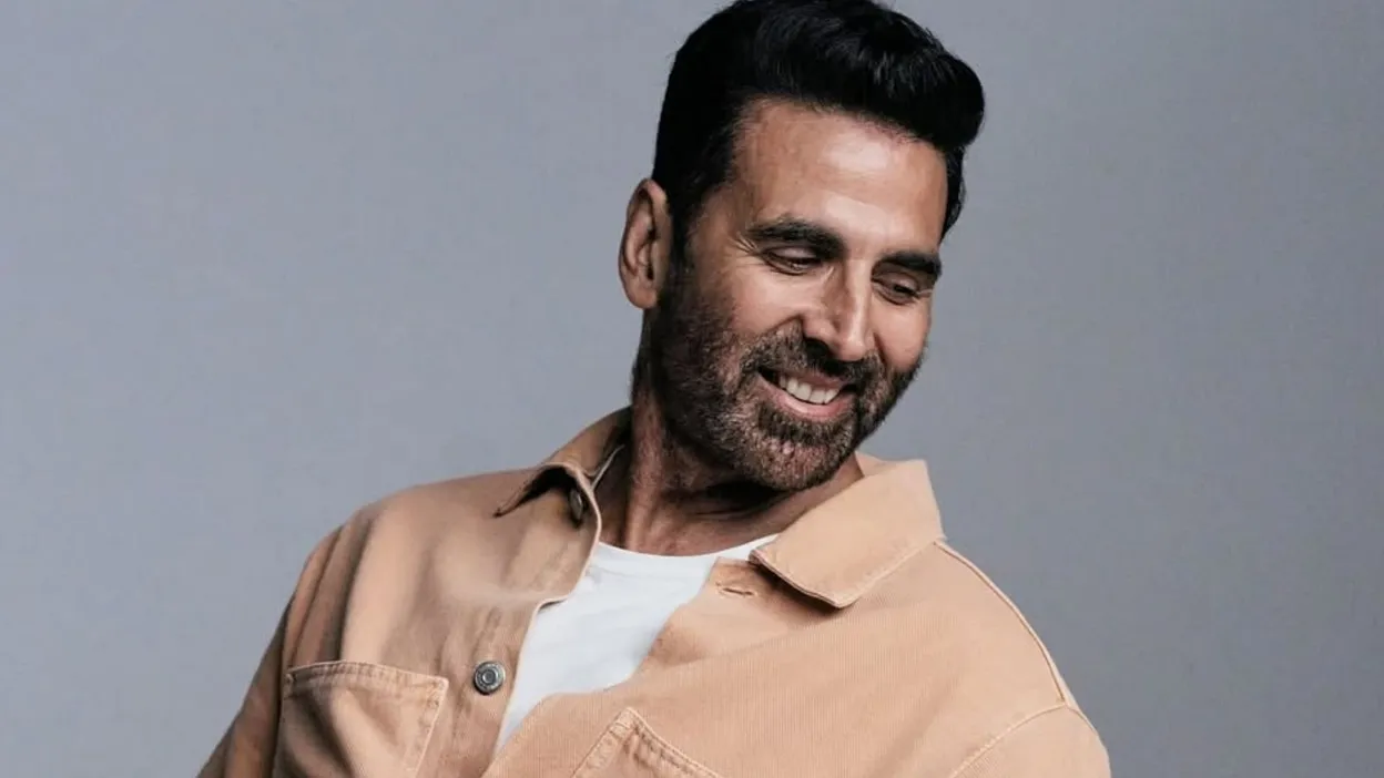 Sky Force Actor Akshay Kumar Questioned Why History Books Focus On Akbar  Aurangzeb But Not On Our Soldiers - Entertainment News: Amar Ujala - Akshay  Kumar:'हम अकबर-औरंगजेब के बारे में पढ़ते हैं