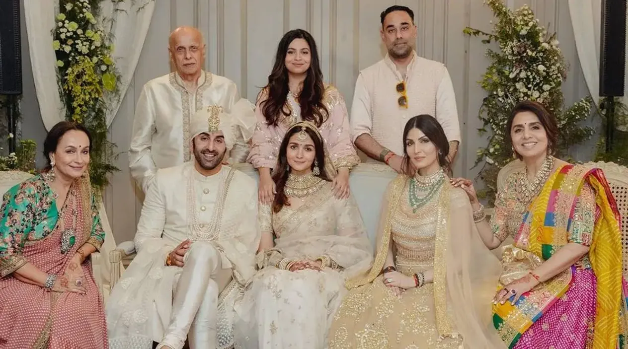 Fan photoshops Rishi Kapoor into family photo from Ranbir Kapoor-Alia  Bhatt's wedding, Riddhima Kapoor reacts | Bollywood News - The Indian  Express
