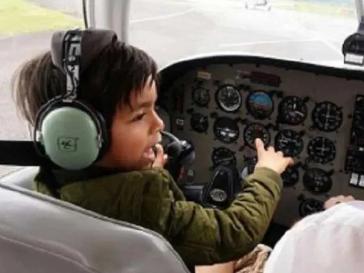 7 Year old kid flying Aeroplane