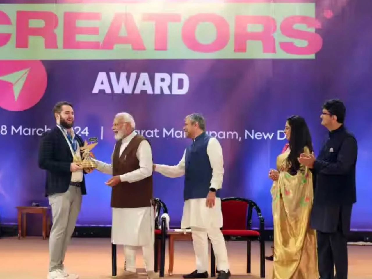 PM Modi in content creators award