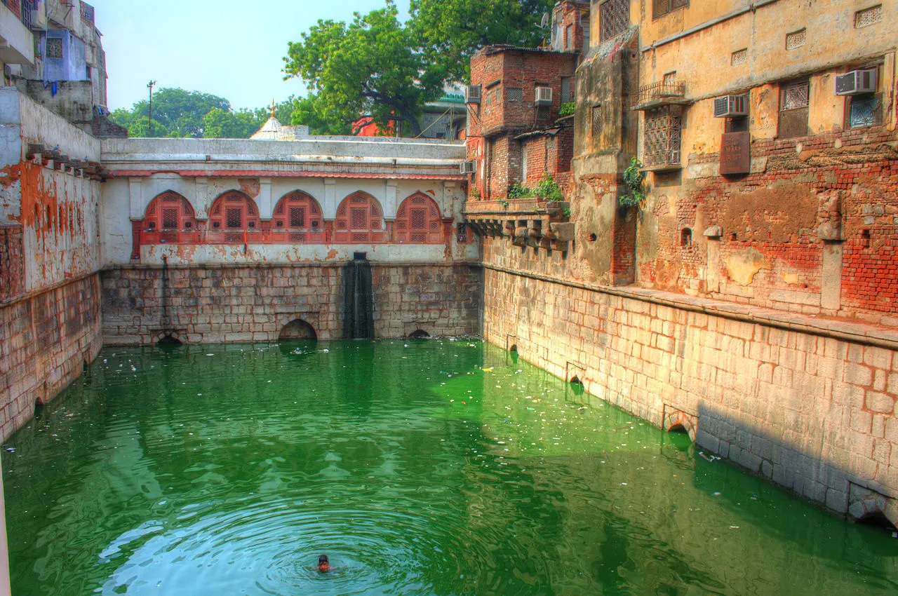 hazrat nizamuddin baoli