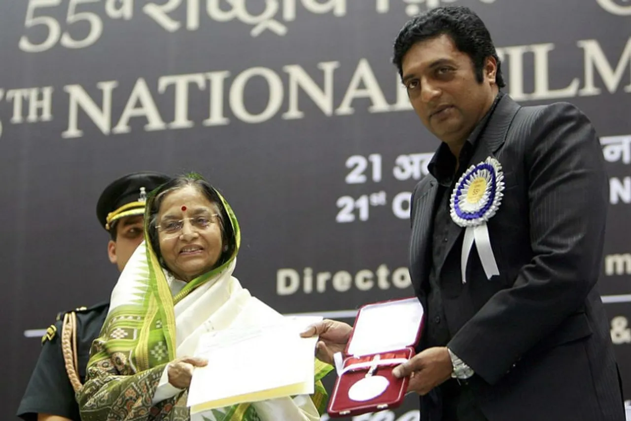 Prakash Raj Says PM 'Bigger Actor', Offers to Give Him His National Award -  News18
