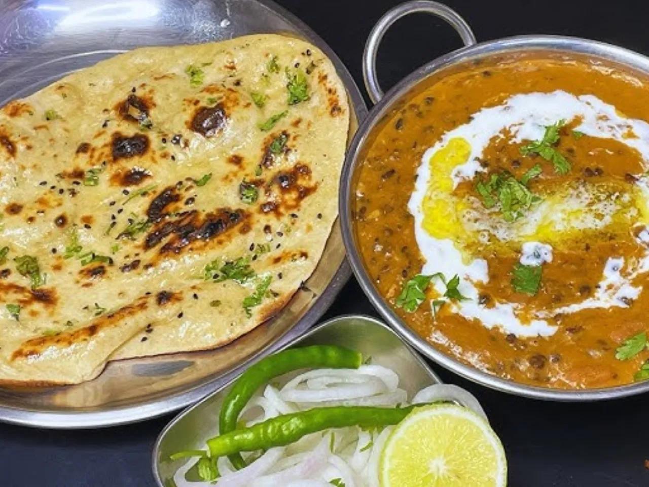 Dal Makhani, Garlic Naan