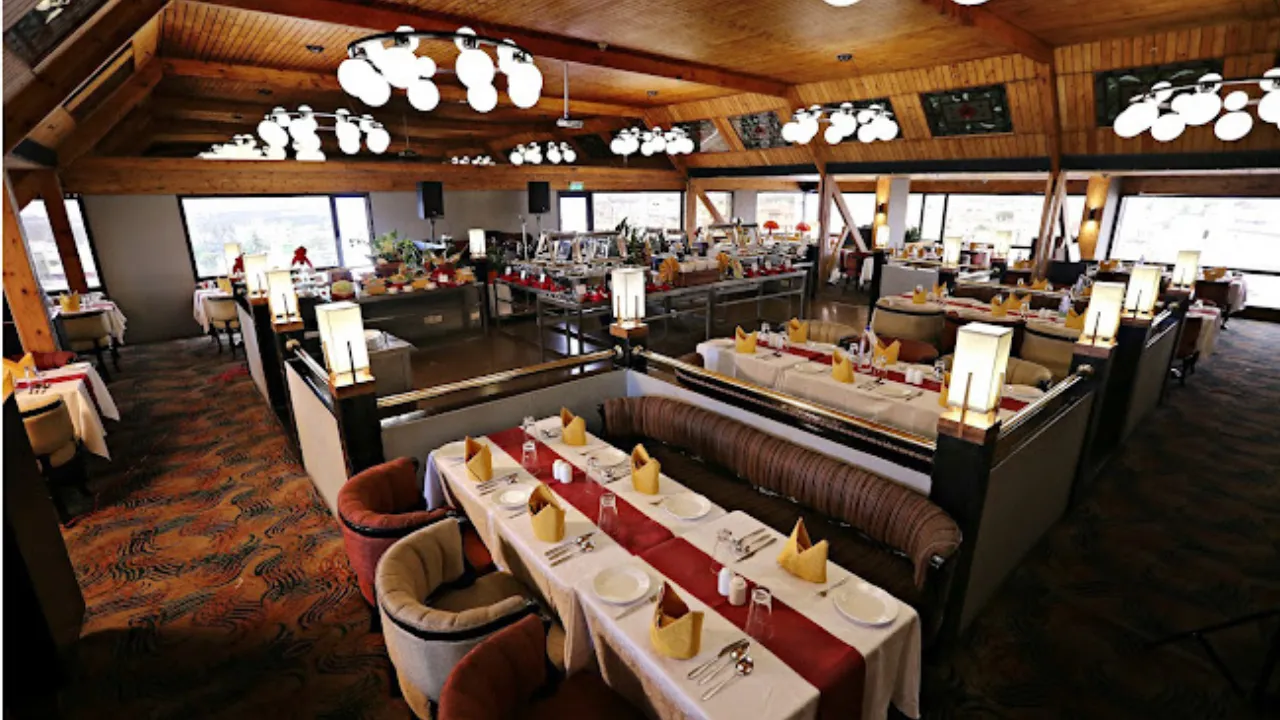 Horizon Multi Cuisine Restaurant: