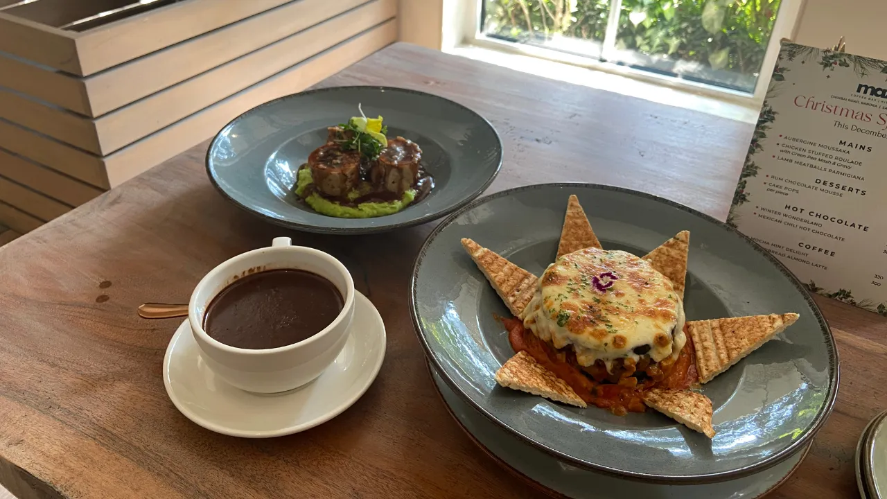 Mazi Coffee Bar and Kitchen in Santacruz