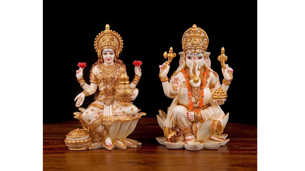 SEVLIYA TRADERS 7,Goddess Lakshmi Ganesha Statue 