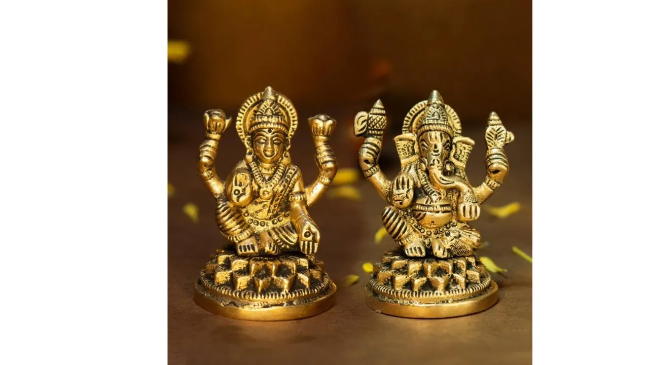 Ekhasa 100% Pure Brass Ganesh Lakshmi Idol 