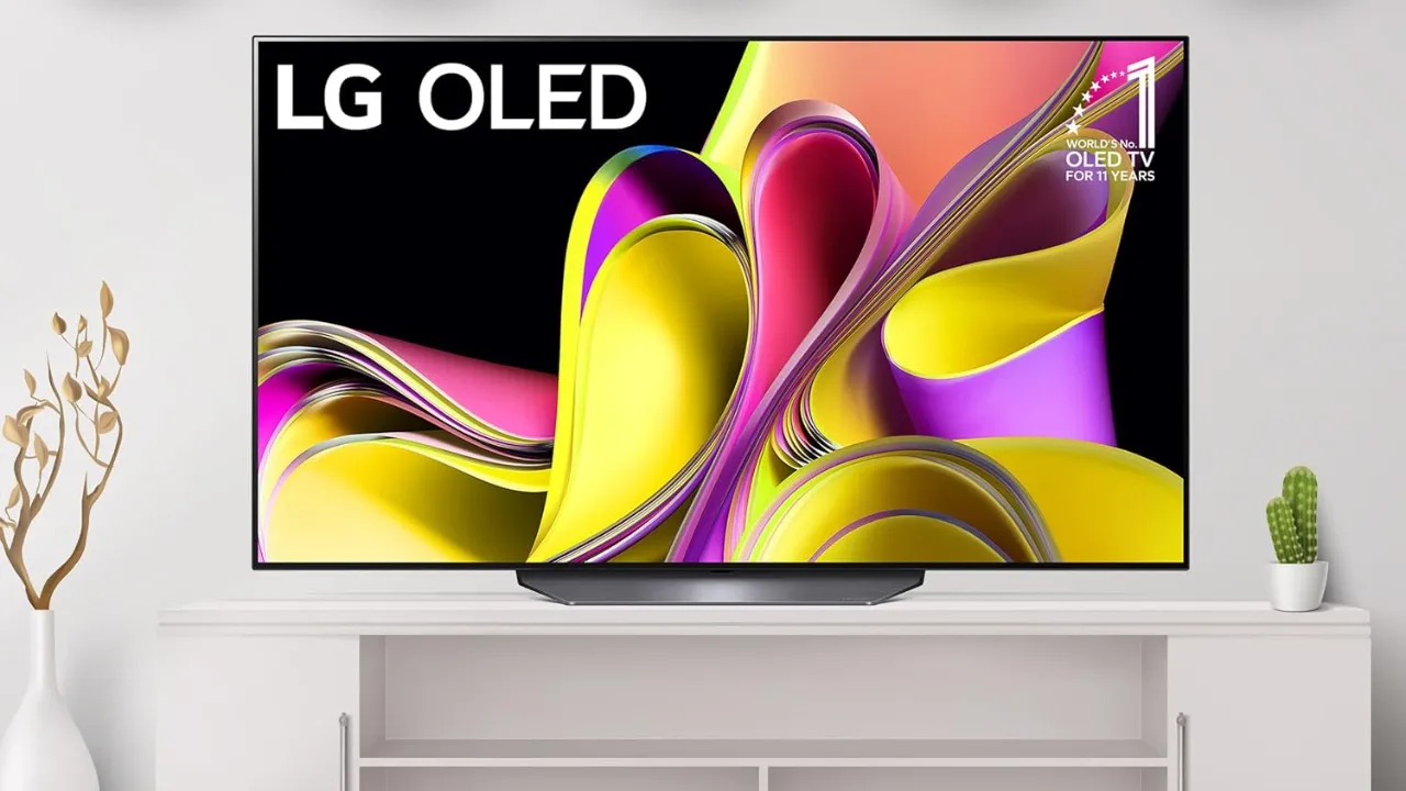 LG 139 cm (55 inches) 4K Ultra HD Smart OLED TV