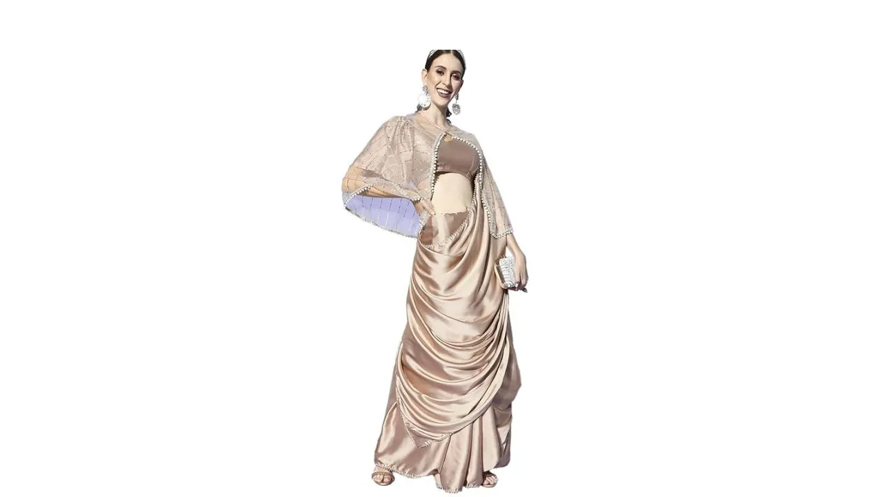 Womanista Women's Saree with Cape