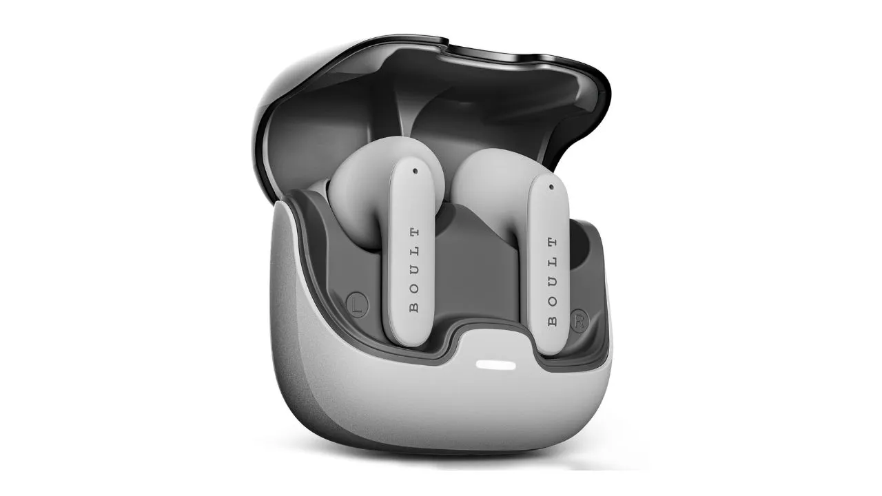  Boult Audio Z40 True Earbuds  