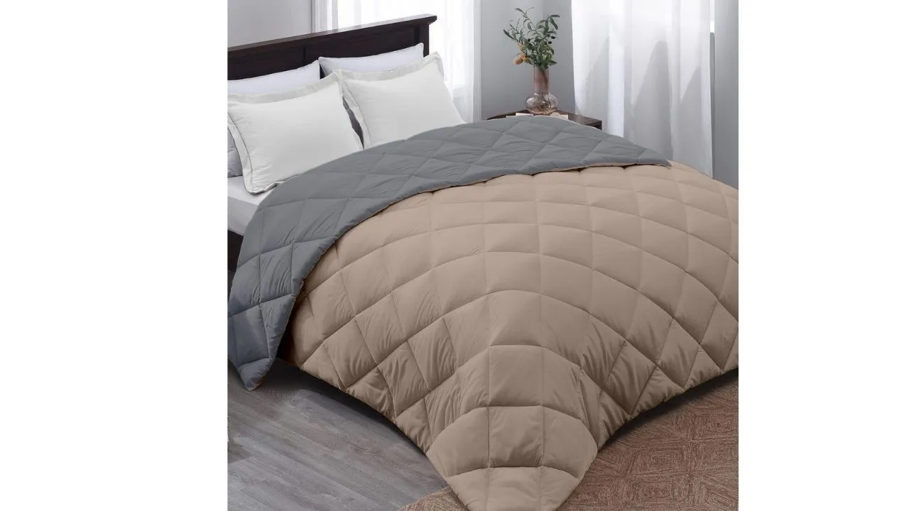 AYKA Reversible Comforter 